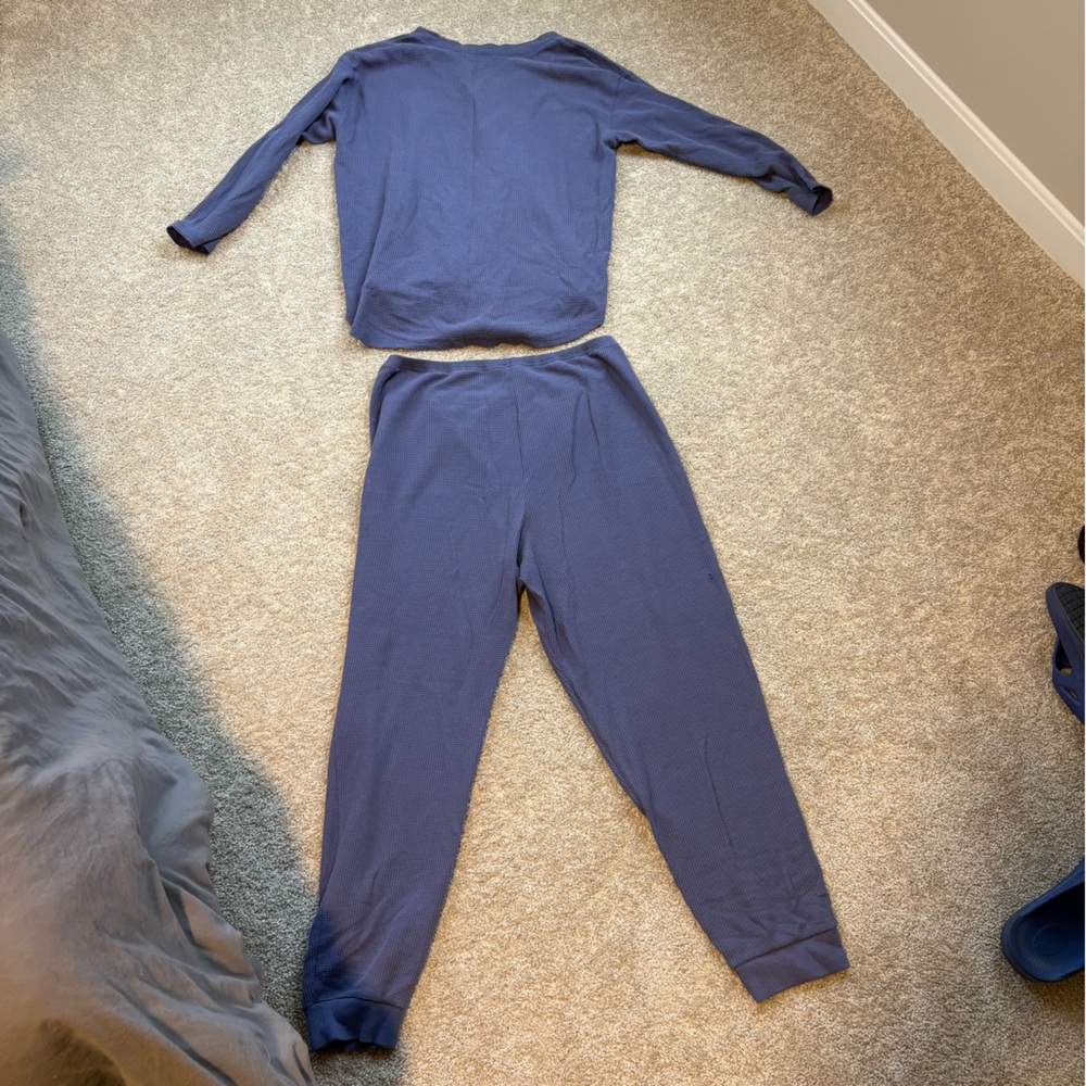 Vintage Victoria’s Secret purple pajama set size medium - Picture 4 of 4
